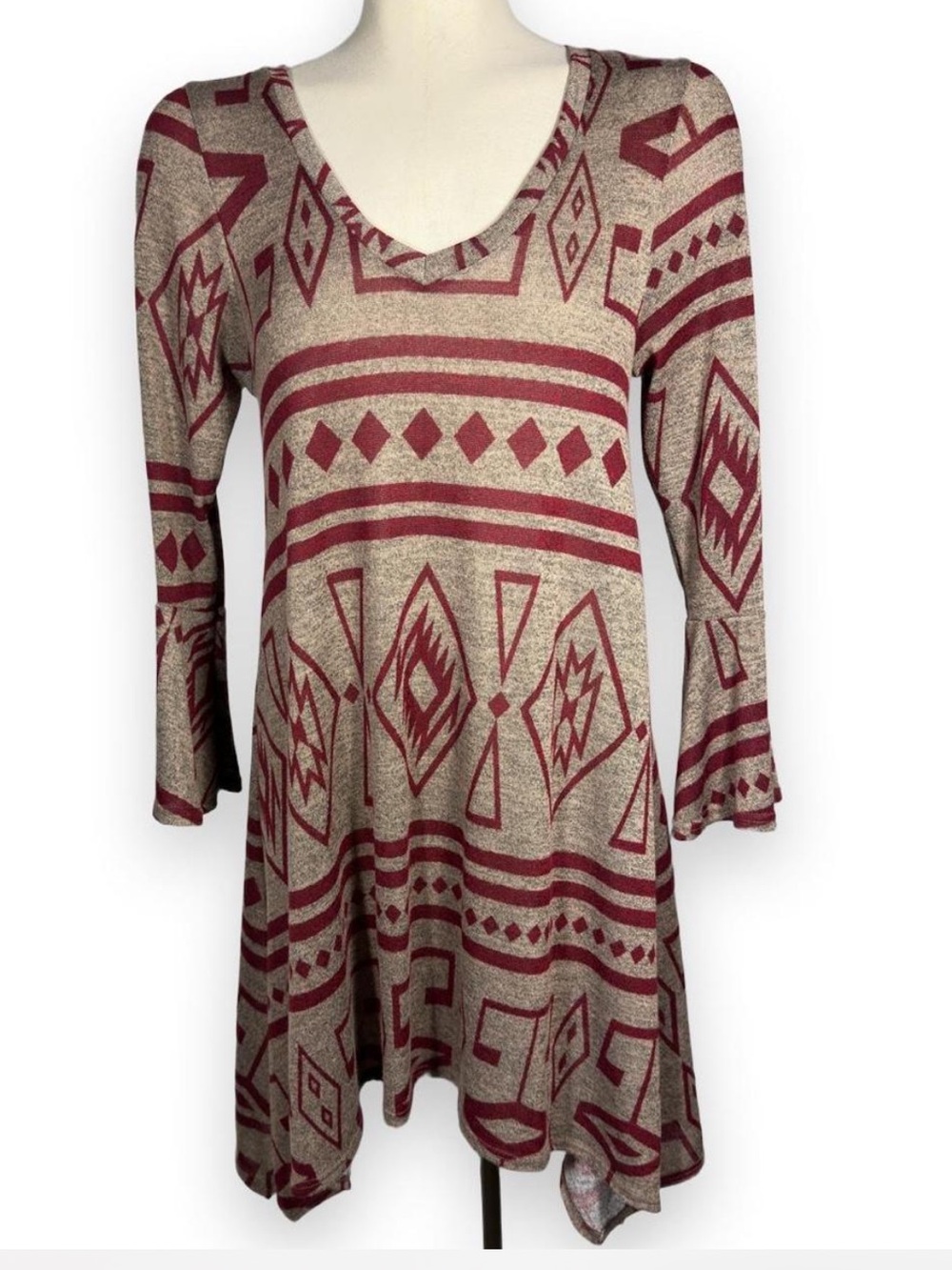 Emma Rose Burgundy Beige Geometric Bell Sleeve Handkerchief Dress Medium